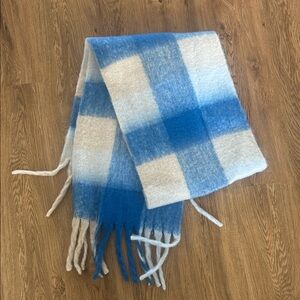 Blue and White Plaid Scard